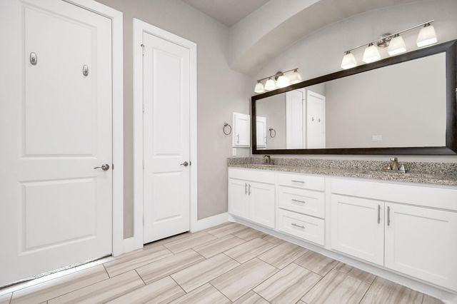 2709 Kennedy Street, Houston, TX 77003