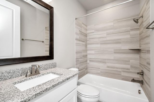 2709 Kennedy Street, Houston, TX 77003