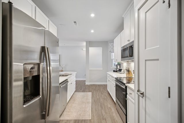 250 S Downs Cir, Goodlettsville, TN 37072