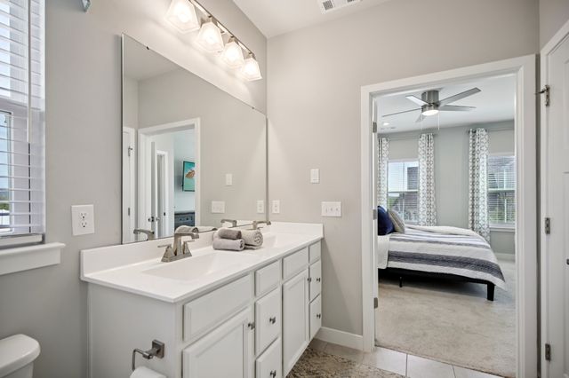 250 S Downs Cir, Goodlettsville, TN 37072