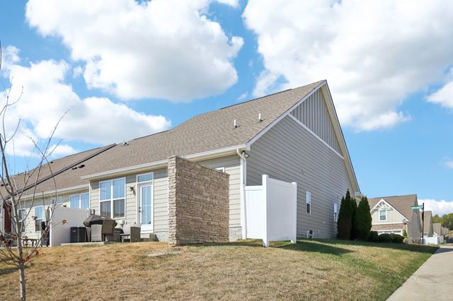 250 S Downs Cir, Goodlettsville, TN 37072