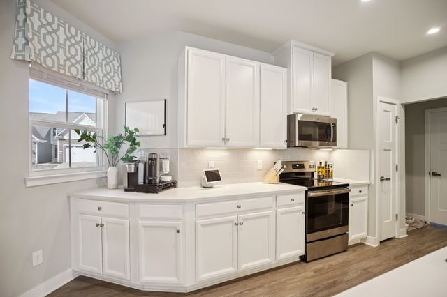 250 S Downs Cir, Goodlettsville, TN 37072