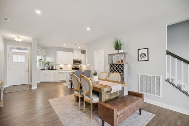 250 S Downs Cir, Goodlettsville, TN 37072