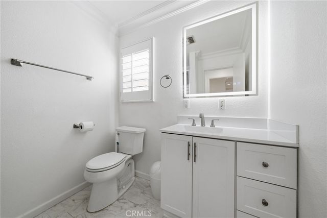 6999 Leilani, Cypress, CA 90630