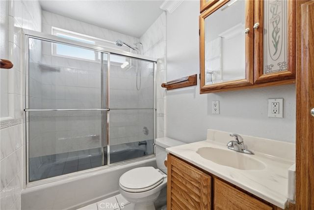 6999 Leilani, Cypress, CA 90630