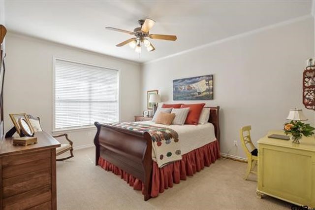 1413 Holly Creek Drive, Tyler, TX 75703