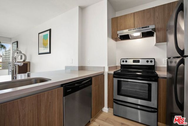3460 W 7th Street 413, Los Angeles, CA 90005
