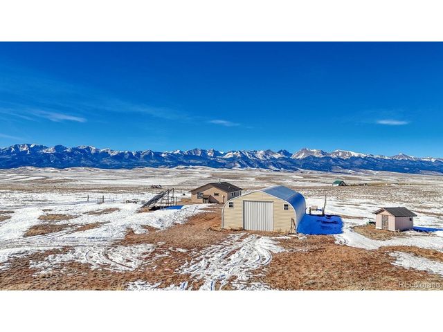 565 Pass Peak Dr, Westcliffe, CO 81252