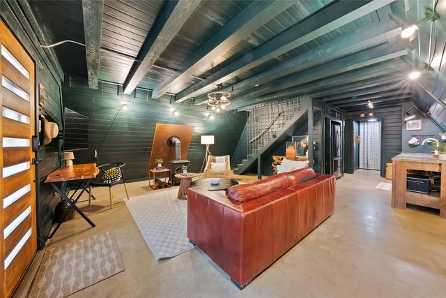 120 Lakeway Lane, Gun Barrel City, TX 75156