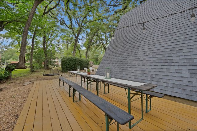 120 Lakeway Lane, Gun Barrel City, TX 75156