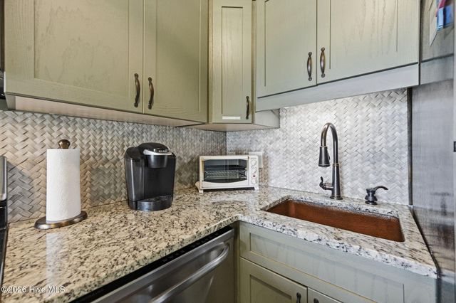 1866 New River Inlet Road 3101c, N Topsail Beach, NC 28460