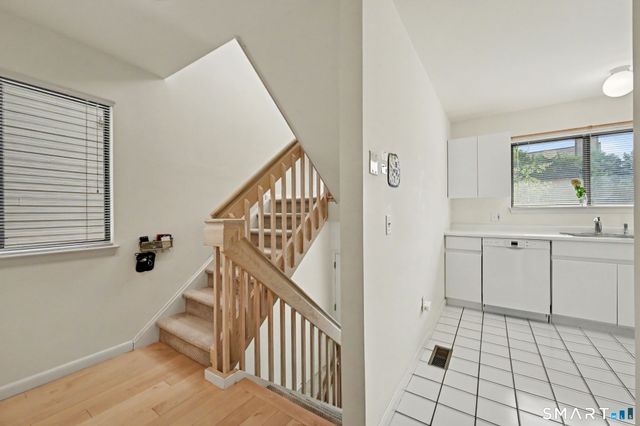 2435 Bedford Street 10C, Stamford, CT 06905