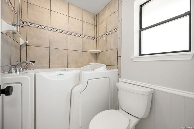 14219 Chadbourne, San Antonio, TX 78232