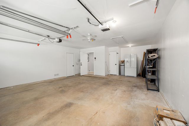 14219 Chadbourne, San Antonio, TX 78232