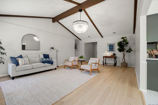 14219 Chadbourne, San Antonio, TX 78232