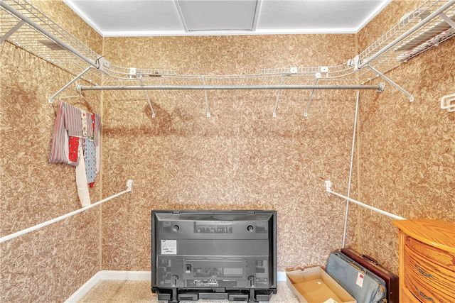 2428 Winn Mountain Loop, Mountainburg, AR 72946