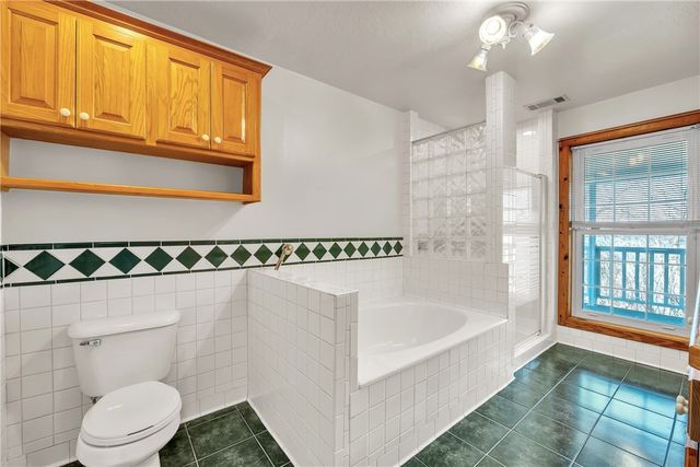 2428 Winn Mountain Loop, Mountainburg, AR 72946