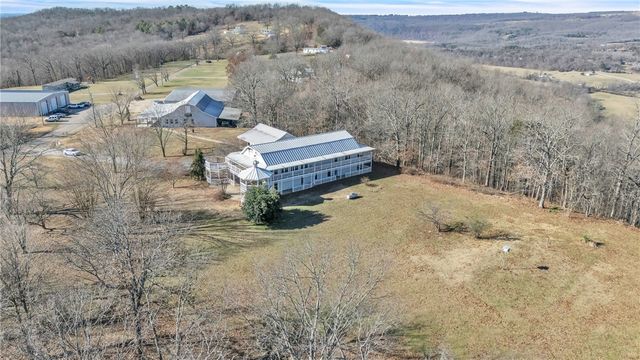 2428 Winn Mountain Loop, Mountainburg, AR 72946
