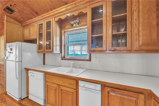 2428 Winn Mountain Loop, Mountainburg, AR 72946