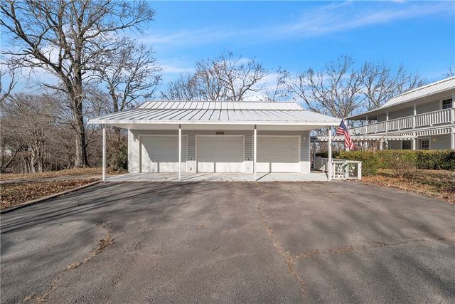 2428 Winn Mountain Loop, Mountainburg, AR 72946