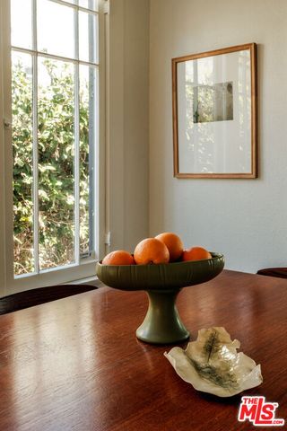 3006 11th Avenue, Los Angeles, CA 90018