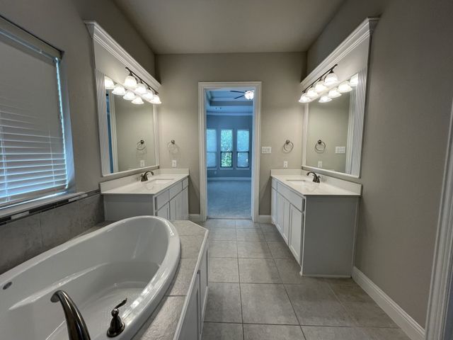 4500 Moores Landing, Arlington, TX 76016