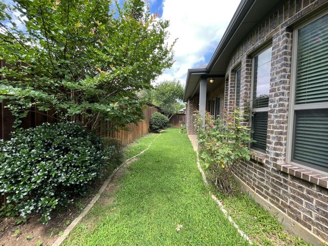 4500 Moores Landing, Arlington, TX 76016