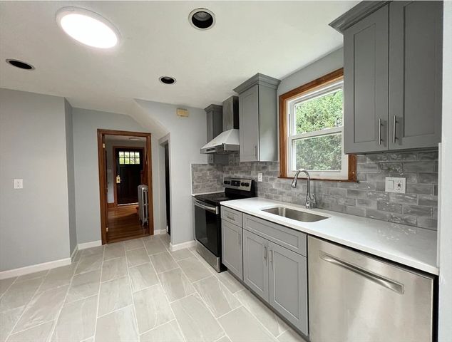 663 Union St, Braintree, MA 02184