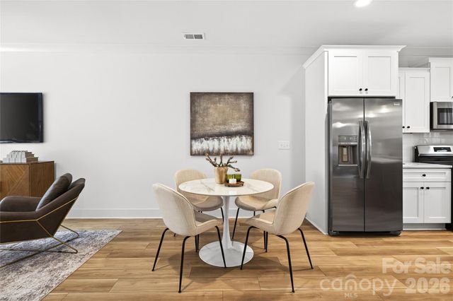 4207 Eagle Chase Drive, Charlotte, NC 28216