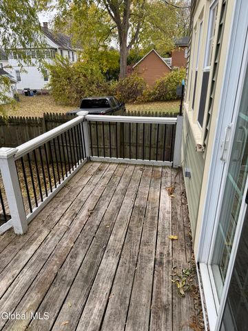 60 Ash Street, Saratoga Springs, NY 12866