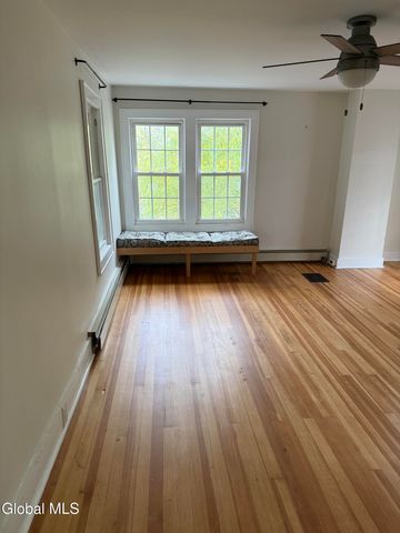 60 Ash Street, Saratoga Springs, NY 12866