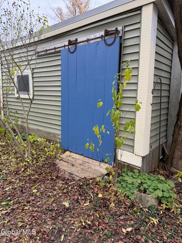 60 Ash Street, Saratoga Springs, NY 12866