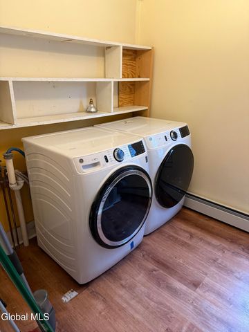 60 Ash Street, Saratoga Springs, NY 12866