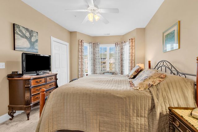 4823 Magnolia Lake Dr Apt 302, Myrtle Beach, SC 29577