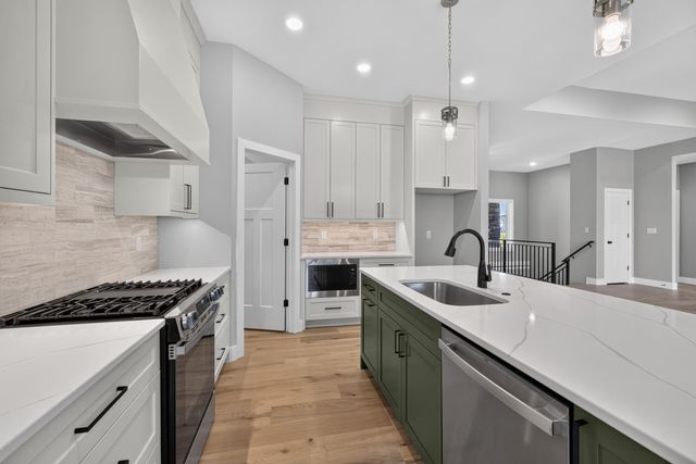 904 KALISPELL CT, Columbia, MO 65201