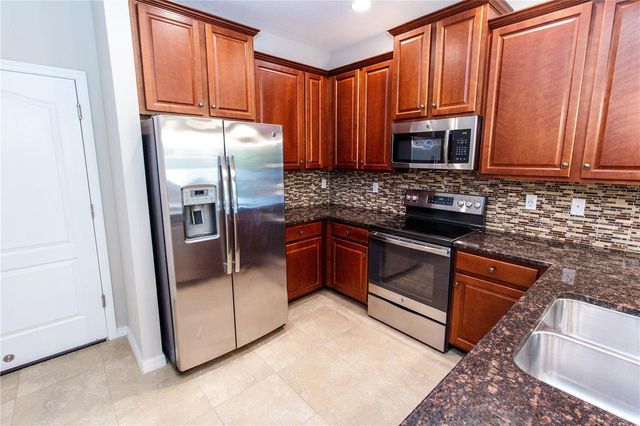 623 53RD AVE N, St Petersburg, FL 33703