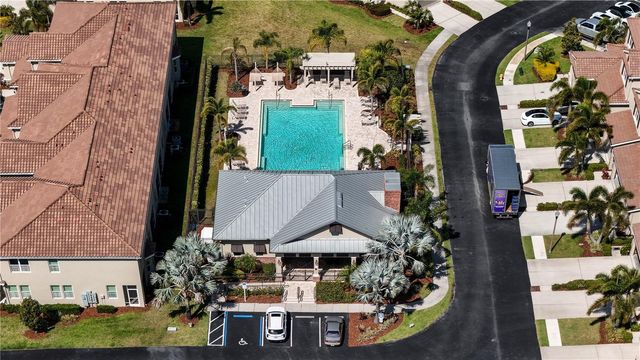 623 53RD AVE N, St Petersburg, FL 33703