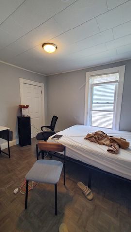 8 7th St. 2, Cambridge, MA 02141