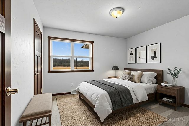 2348 Wild Oak DRIVE, Manitowoc, WI 54220