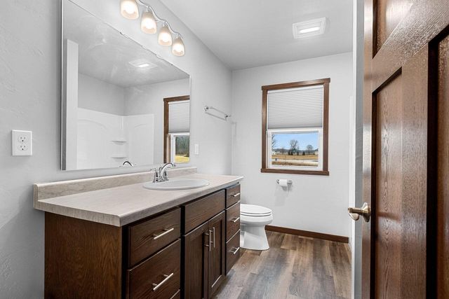 2348 Wild Oak DRIVE, Manitowoc, WI 54220