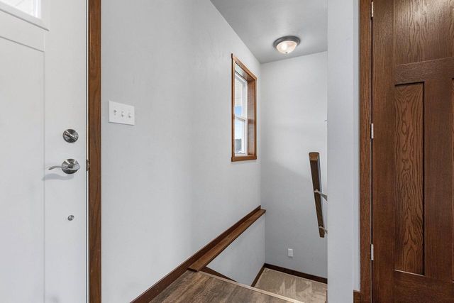 2348 Wild Oak DRIVE, Manitowoc, WI 54220