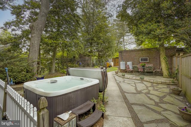 606 E DURHAM ST, Philadelphia, PA 19119