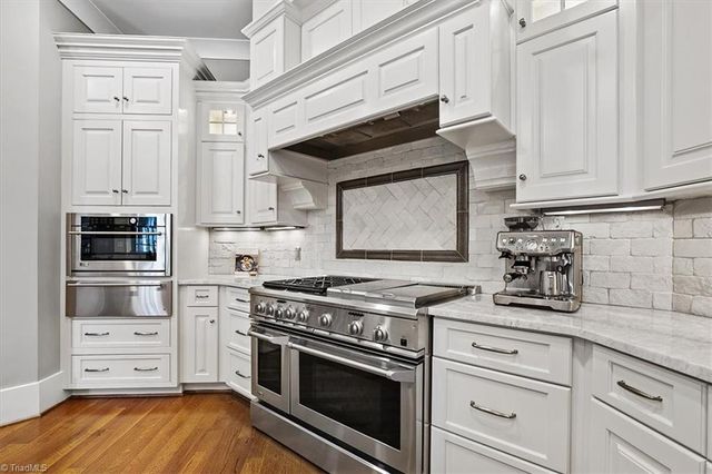 5787 Meadow Pond Court, Summerfield, NC 27358