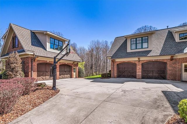 5787 Meadow Pond Court, Summerfield, NC 27358