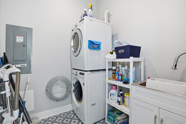 4065 RUDDER WAY, New Port Richey, FL 34652