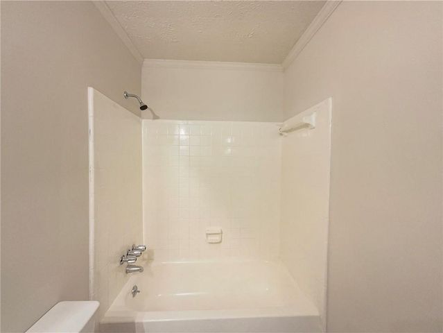 1467 Stoneleigh Circle, Stone Mountain, GA 30088