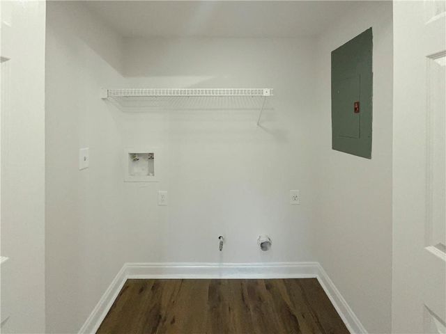 1467 Stoneleigh Circle, Stone Mountain, GA 30088