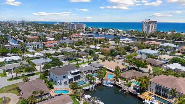 2948 NE 35th Court, Lighthouse Point, FL 33064