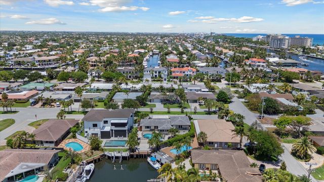2948 NE 35th Court, Lighthouse Point, FL 33064