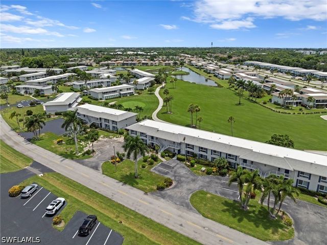 124 Penny LN 5, Naples, FL 34112